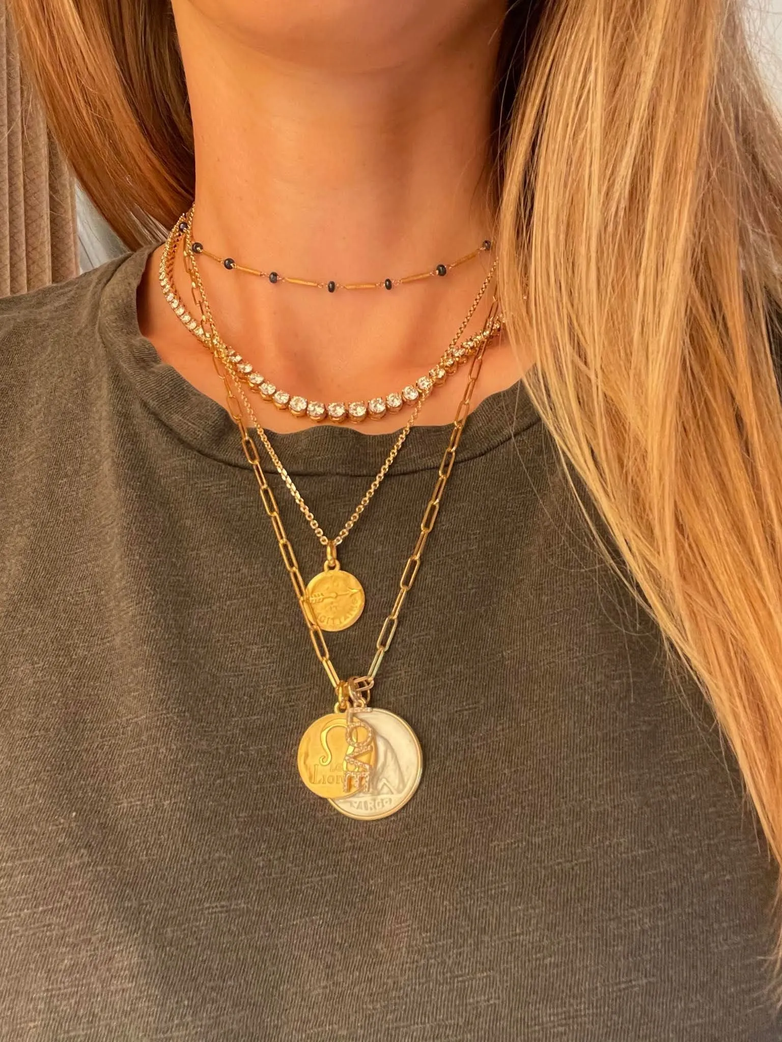 Aries 18k Gold Sign Medallion Charm
