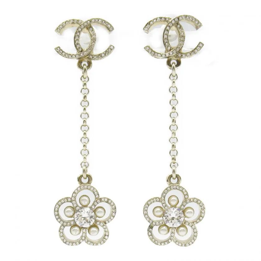 Chanel Coco Mark Gold Plated Costume Pearl Earrings White Champagne Gold