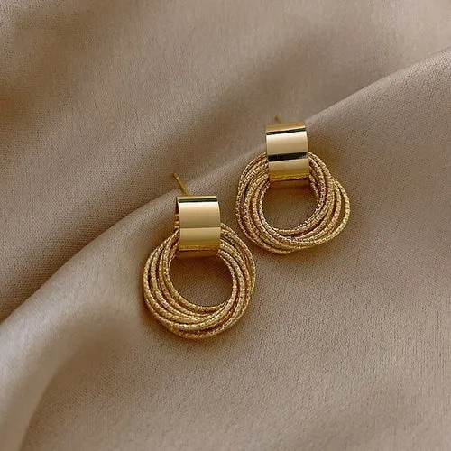 Orecchini pendenti a cerchio piccolo multiplo color oro metallizzato